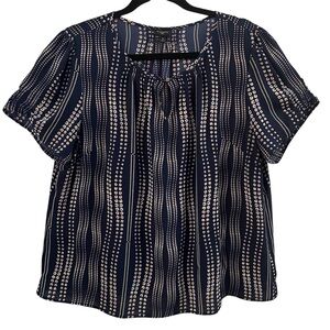 TALBOTS TOP, Sz PXL, Navy Floral Pattern Short Sleeve Top w/ Keyhole Neckline.